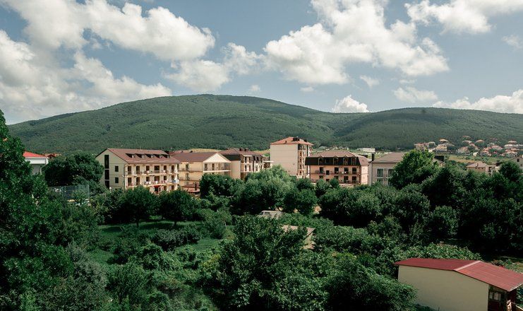 Отель "Фандоринъ All inclusive" / "Фандоринъ Все включено"