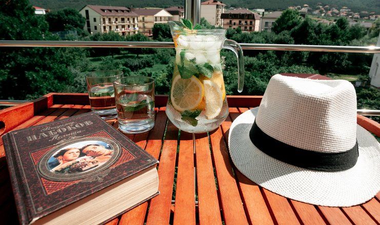 Отель "Фандоринъ All inclusive" / "Фандоринъ Все включено"